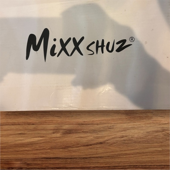 🔥SALE!! NWB MIXX SHUZ Leopard Print Platform Heels - Picture 3 of 3